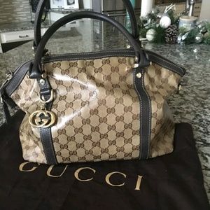 GUCCI💃💃AUTHENTIC large crystal dome bag!!